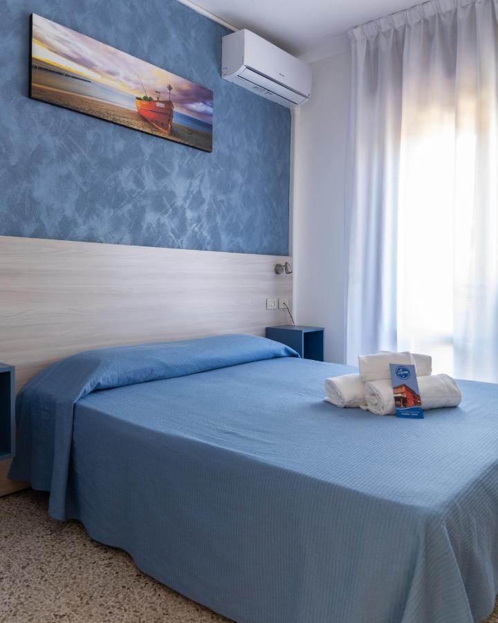 Laura Hotel