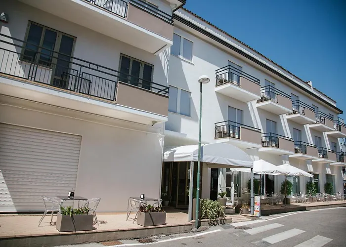 Hotel Laura